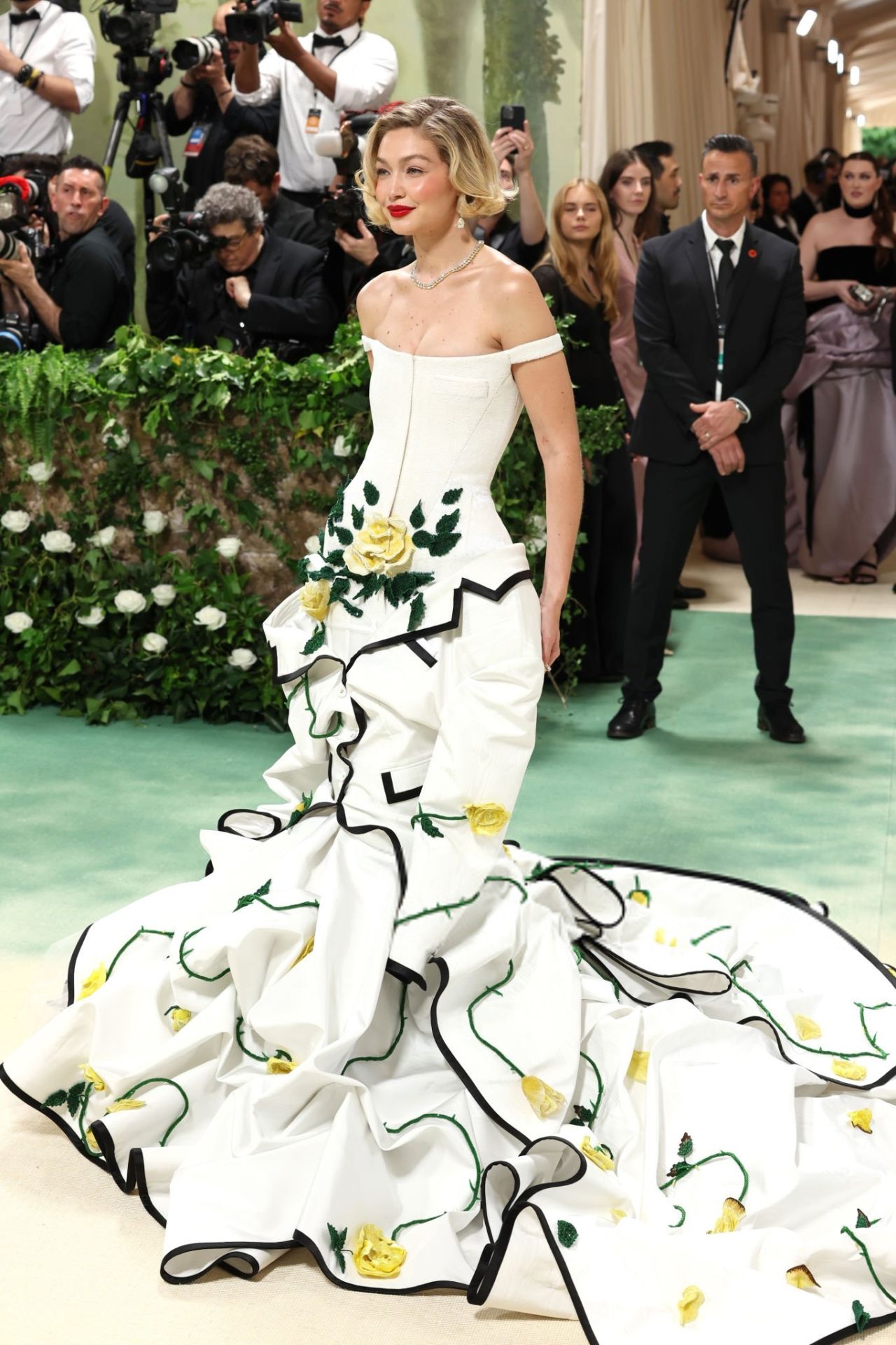 Gigi Hadid in Floral Gown at Met Gala 2024 in New York City08